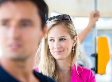 Vom guten Ton in öffentlichen Verkehrsmitteln damals und heute