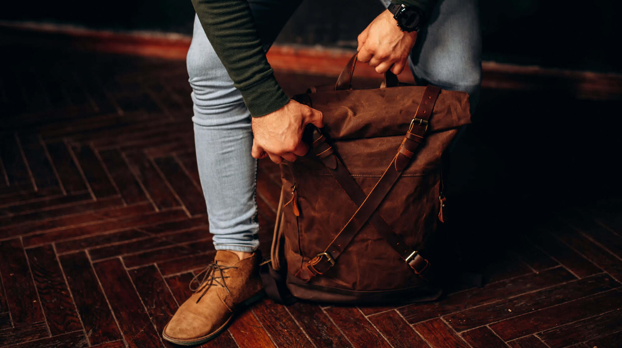 Business trifft Freizeit: Moderne Taschenlösungen für den urbanen Mann