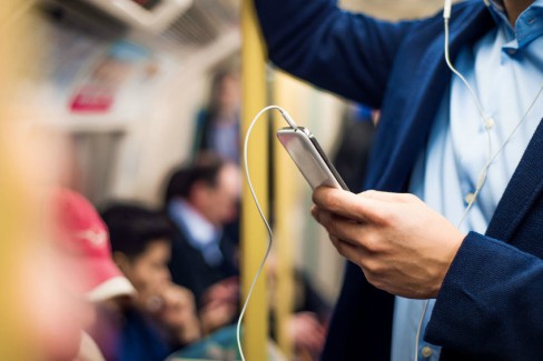 Über den öffentlichen Umgang mit Audiogeräten