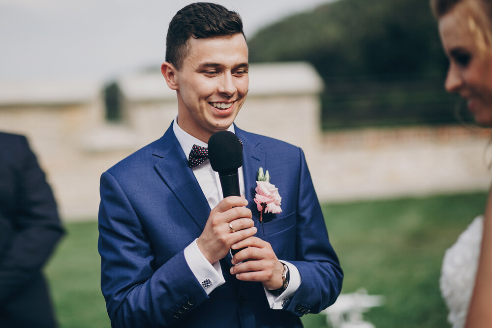 3 Tipps für eine lustige Bräutigam-Rede auf der Hochzeit