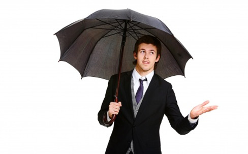 Regenschirm: klischeehaftes wie nützliches Gentleman-Accessoire
