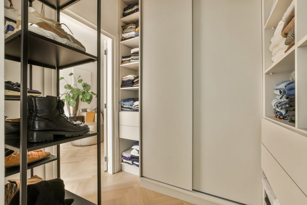 Schwebetürenschrank fürs Schlafzimmer